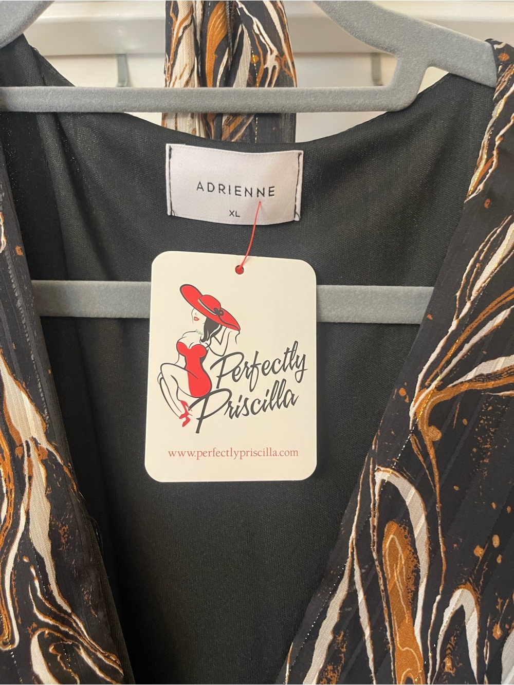NWT Long Sleeve Marble-Print Maxi Dress in Black and Gold XL - Picture 4 of 4